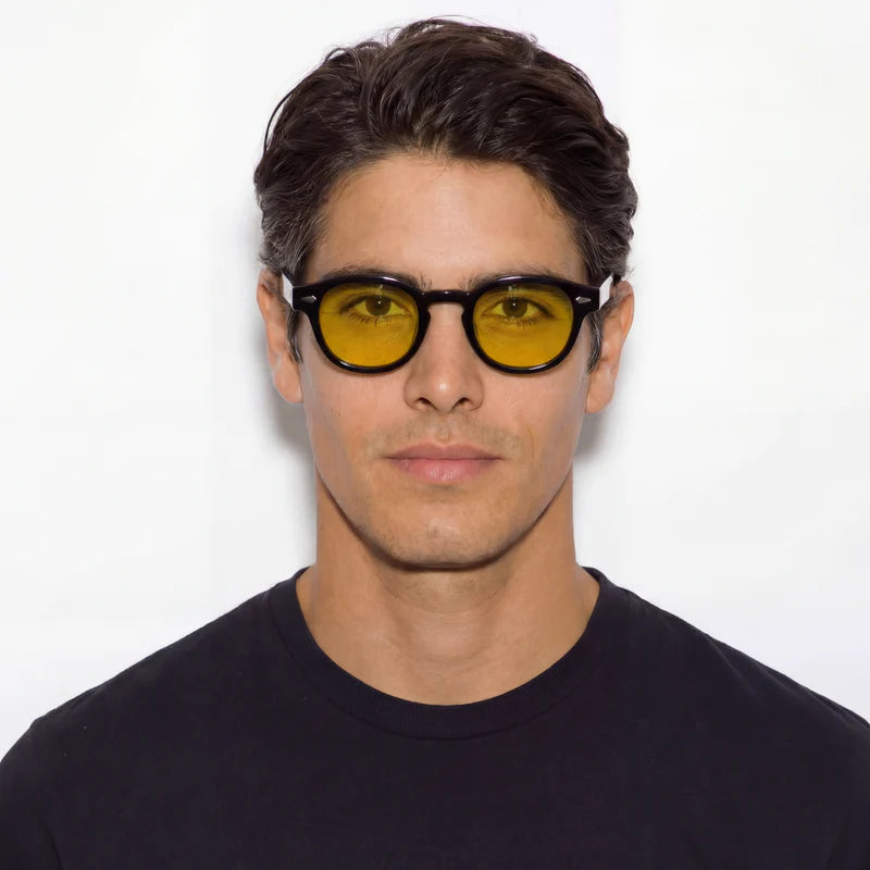 Lunette de soleil classique