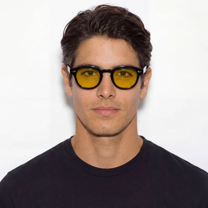 Lunette de soleil classique