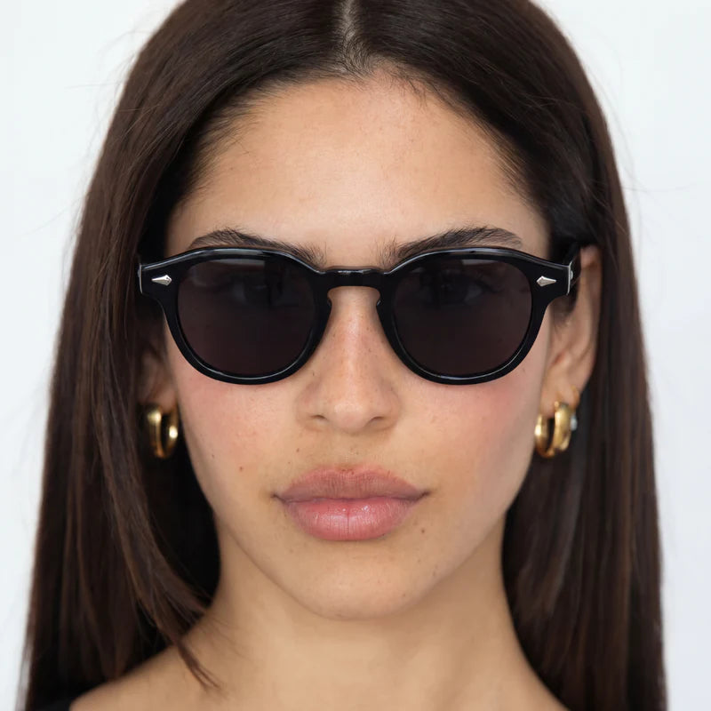 Lunette de soleil classique
