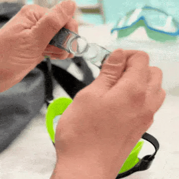 Lunettes de natation à clipser