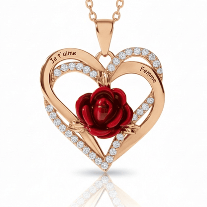 Collier avec pendentif cœur gravé